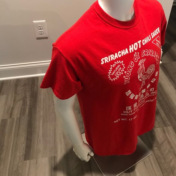 Sriachi Red T-Shirt - Picture 7 of 16